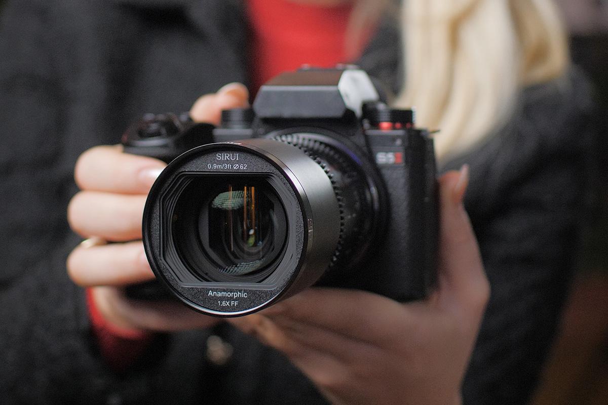 Objektive mit E-Mount: Das Herzstück der spiegellosen Kameras